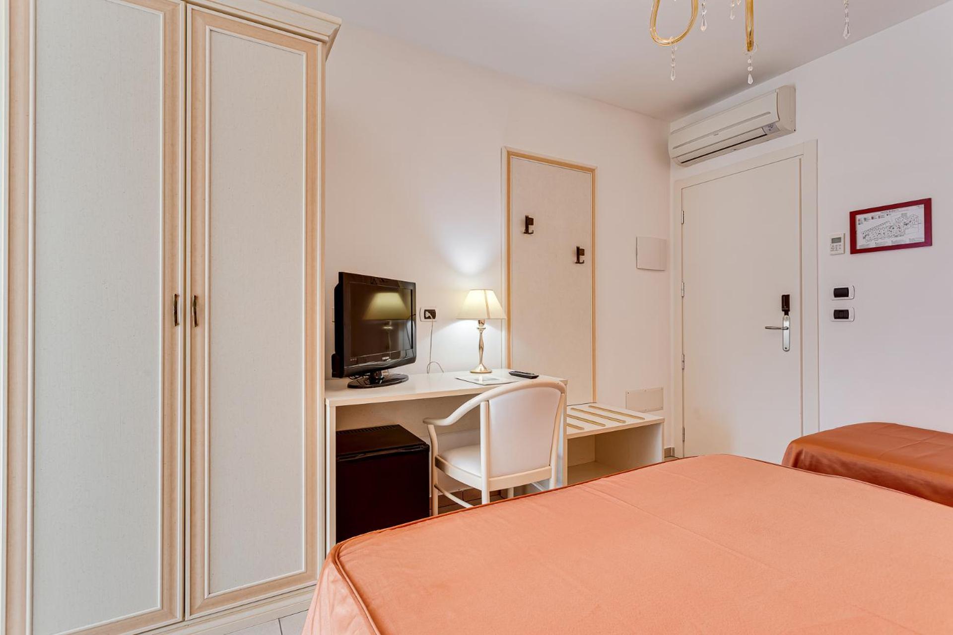 Buratti 4* Cervia